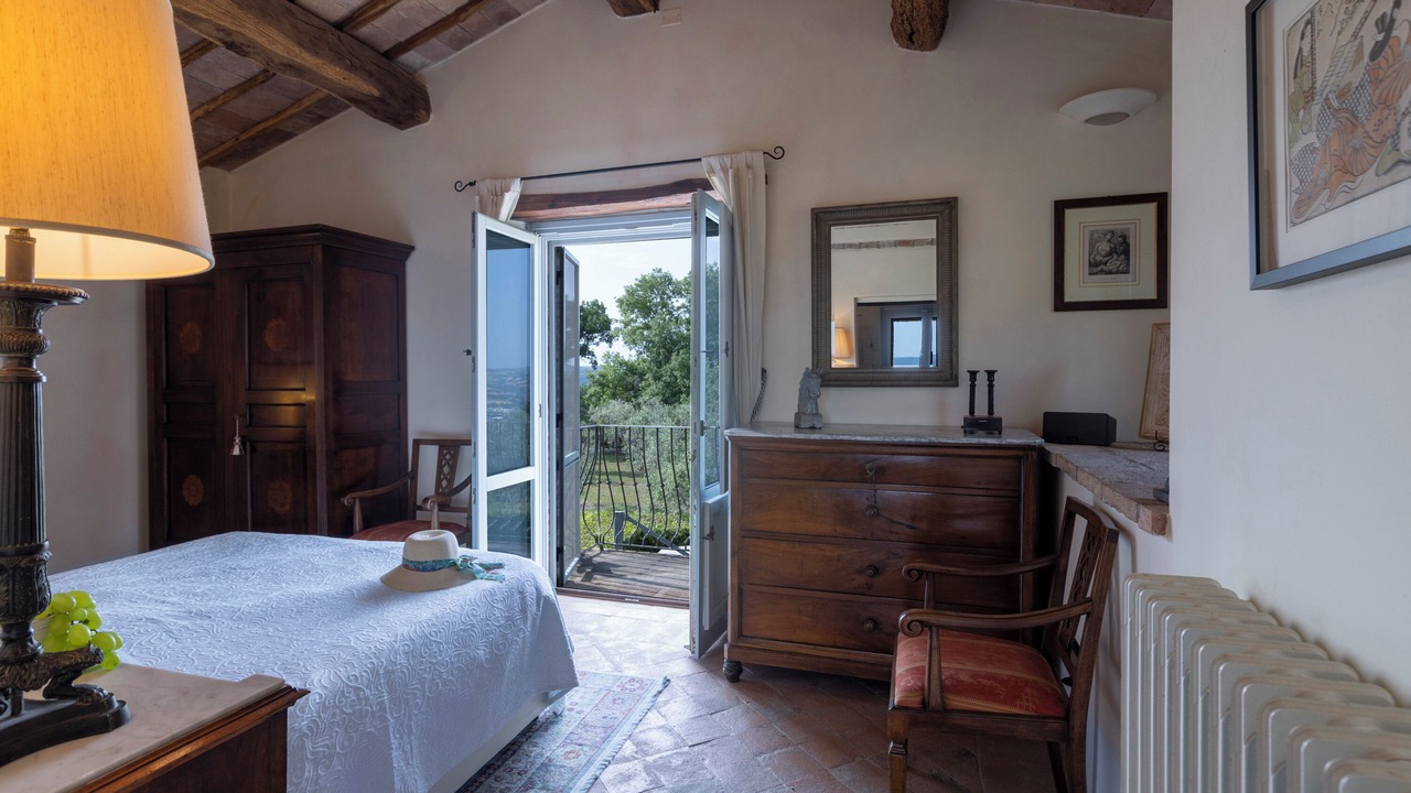 Photo of Bedroom in Todi