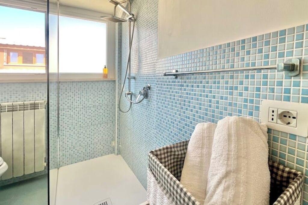 Photo of Bathroom in Quartiere XXXIII Lido di Ostia Ponente