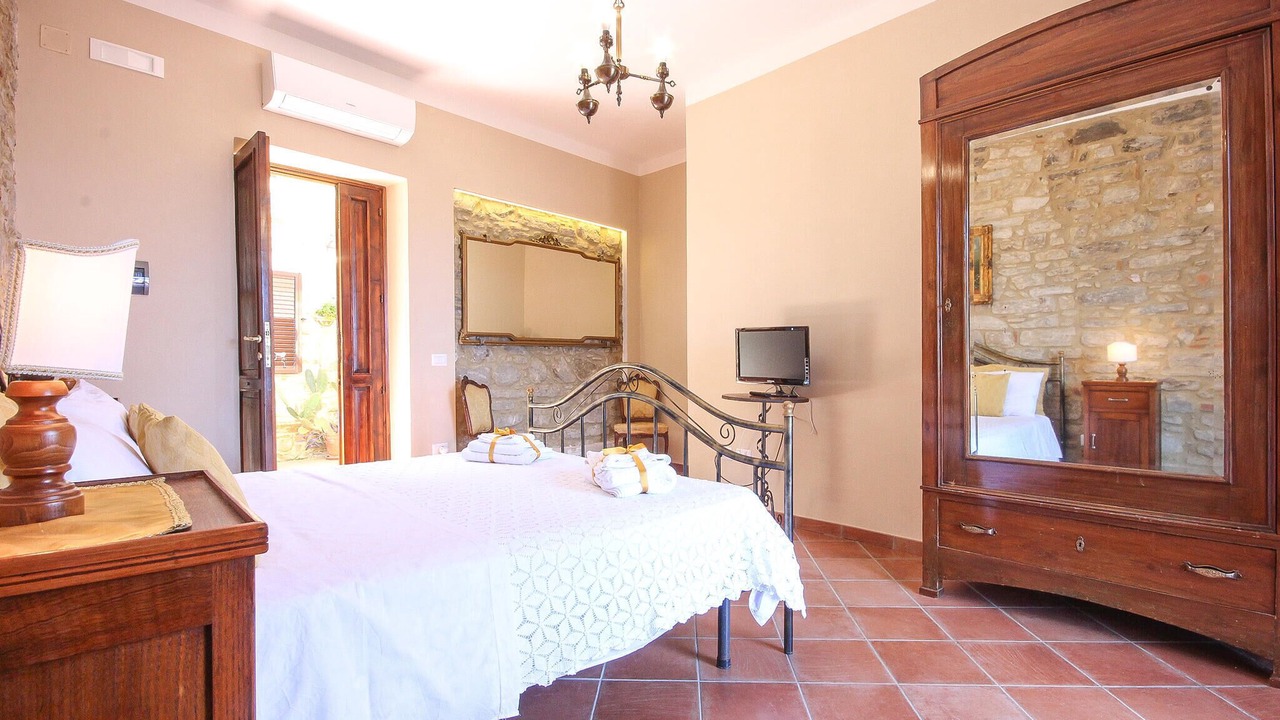 Photo of Others in Laureana Cilento