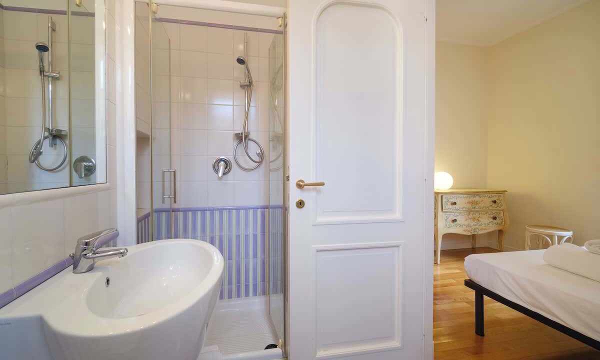 Photo of Bathroom in Rione II Trevi