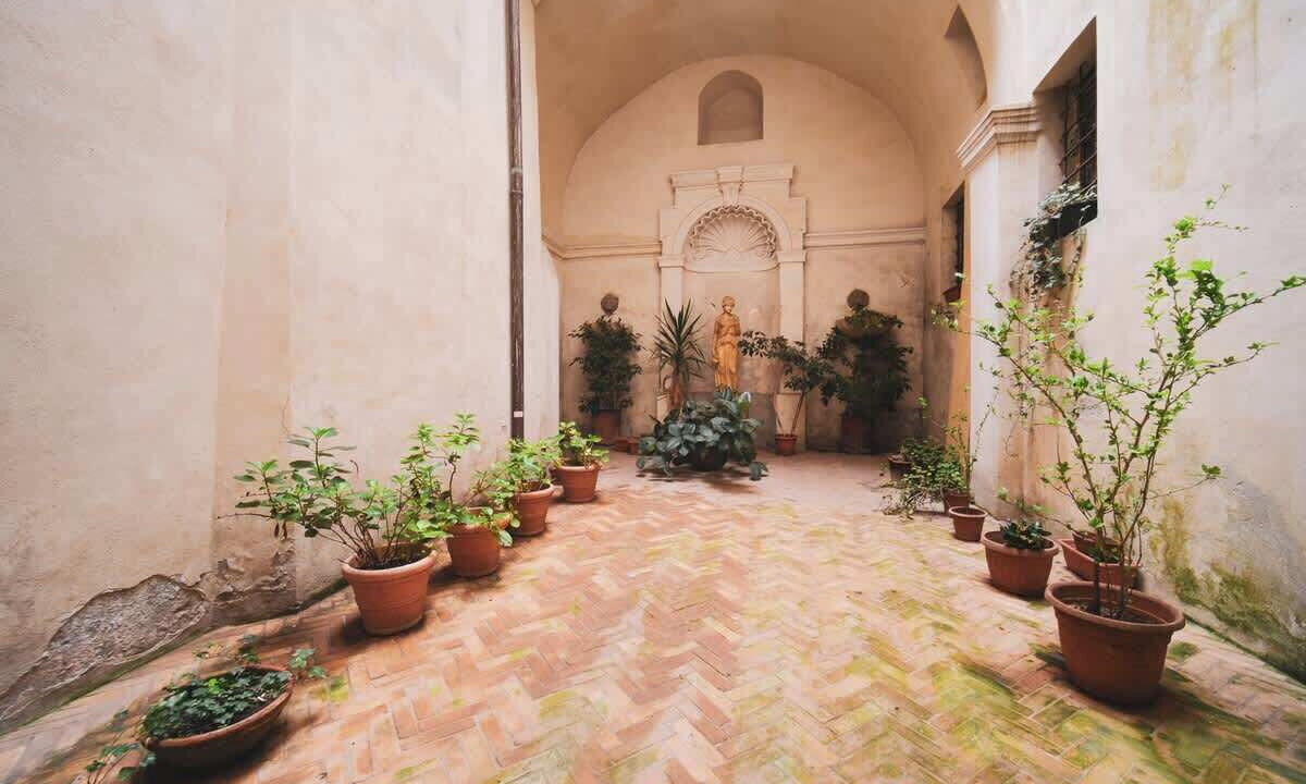 Photo of Outdoor in Rione VII Regola