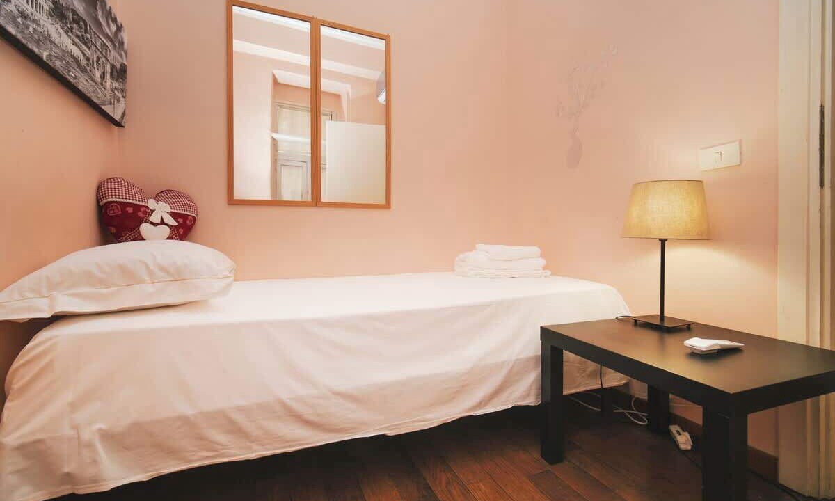 Photo of Bedroom in Rione VII Regola