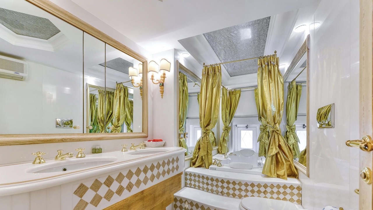 Photo of Bathroom in Ripa