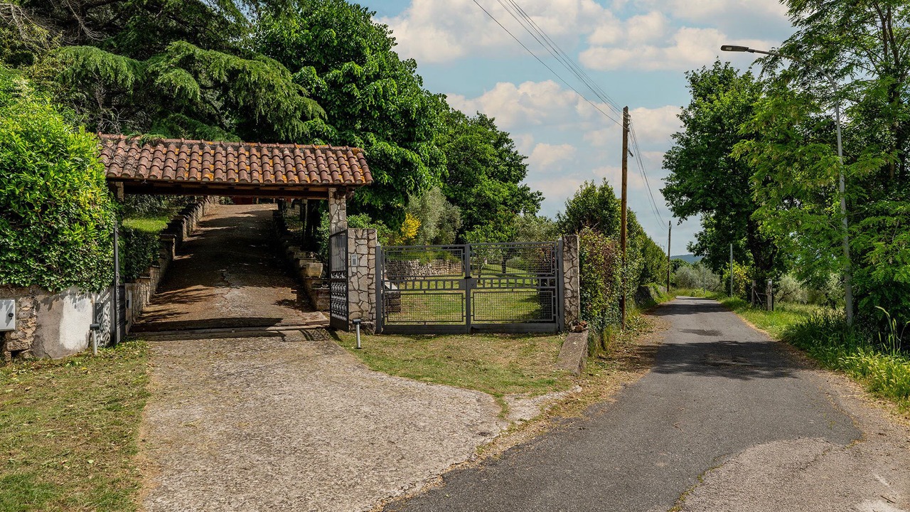 Photo of Outdoor in Villa San Giovanni in Tuscia