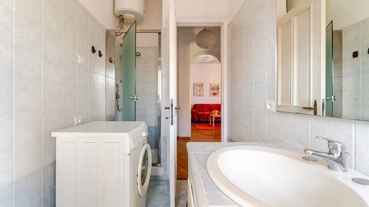 Photo of Bathroom in Quartiere XXXIV Lido di Ostia Levante