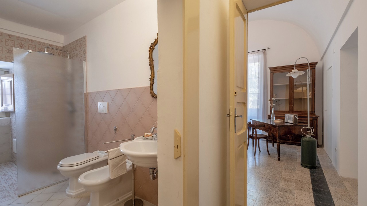 Photo of Bathroom in Cutrofiano