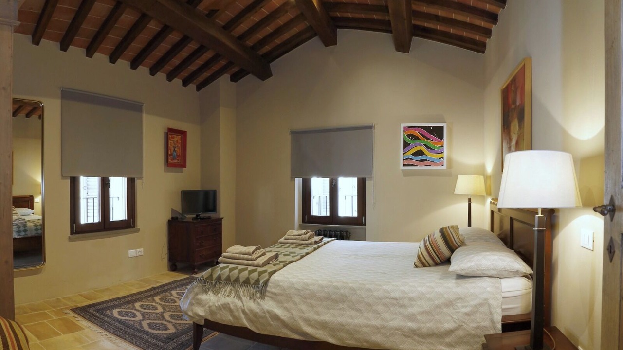 Photo of Bedroom in Montone