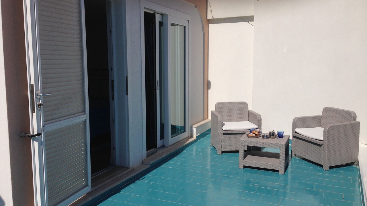 Photo of Patio Balcony in Le Forna