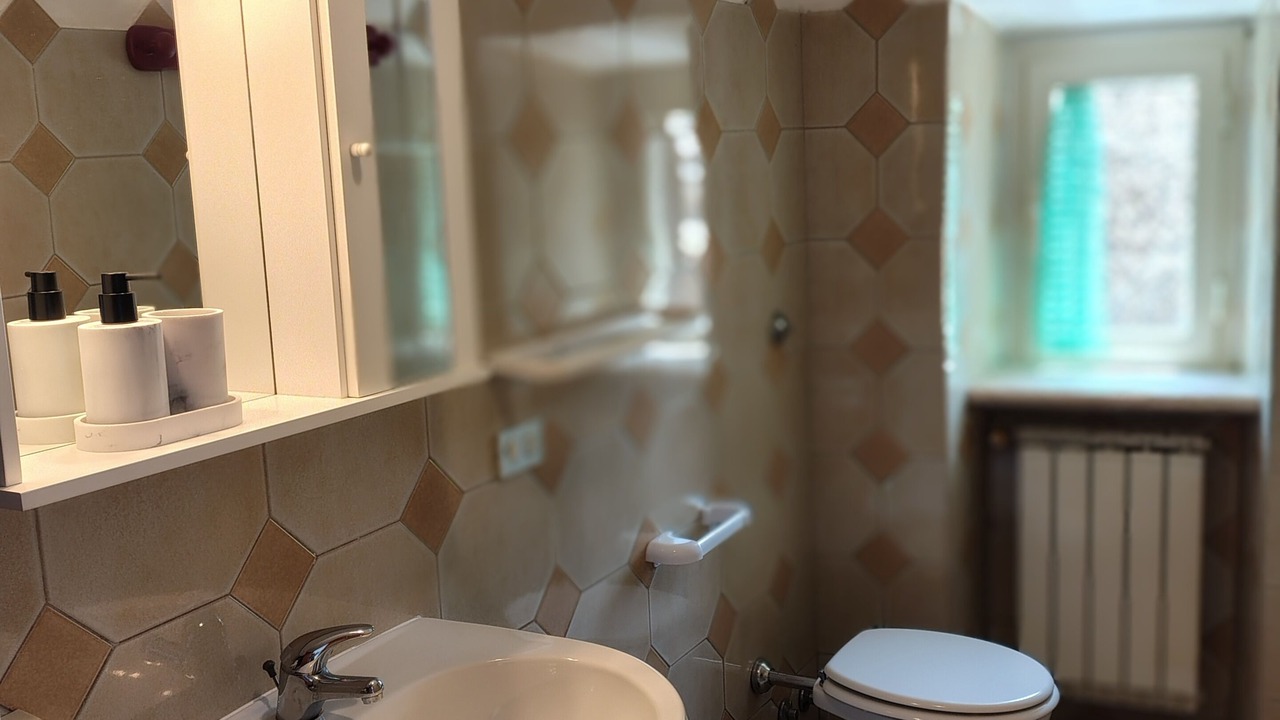 Photo of Bathroom in Alatri