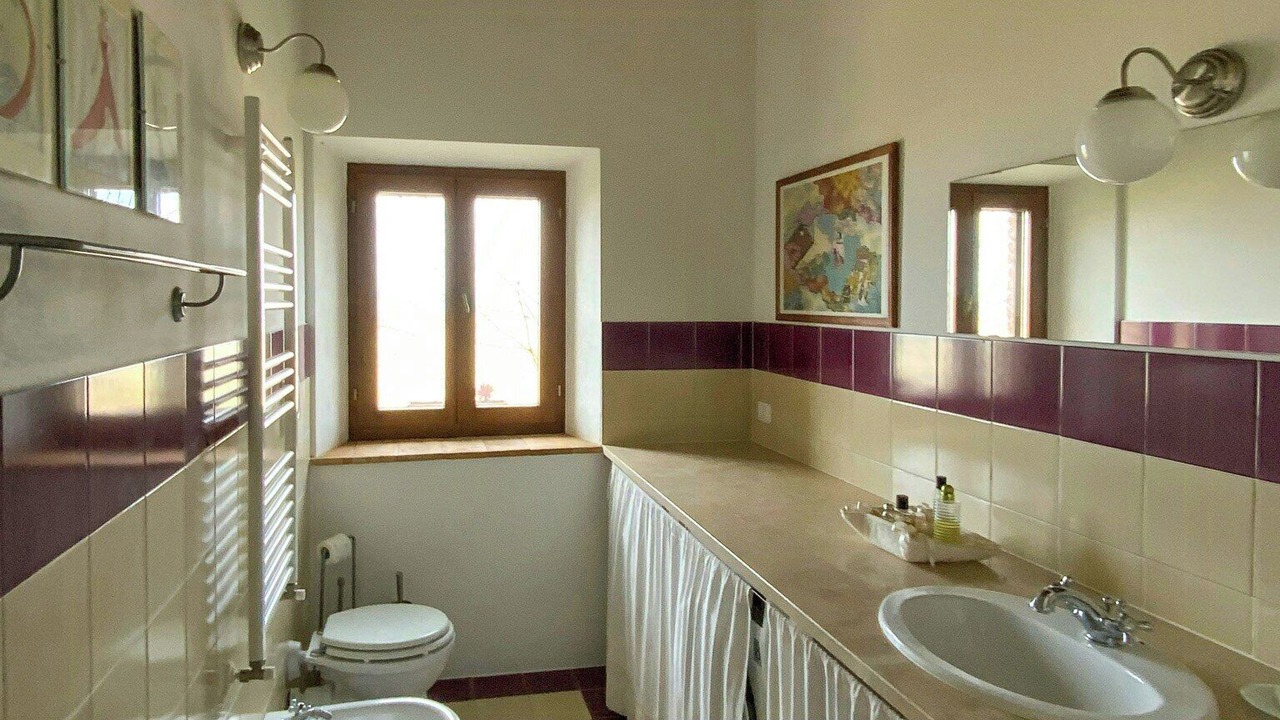 Photo of Bathroom in Orvieto