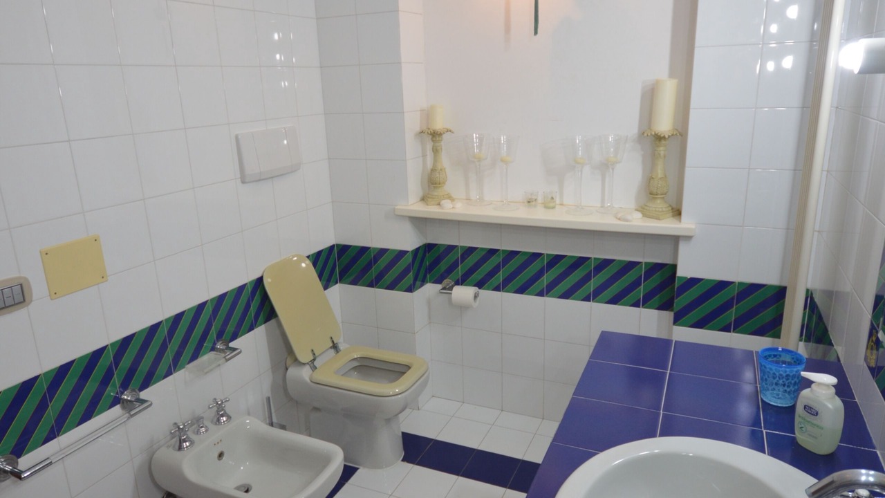 Photo of Bathroom in Latina