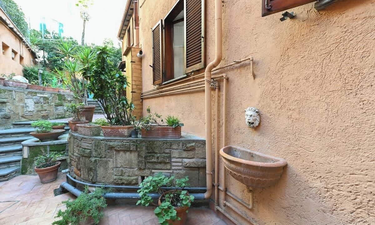 Photo of Outdoor in Rione III Colonna