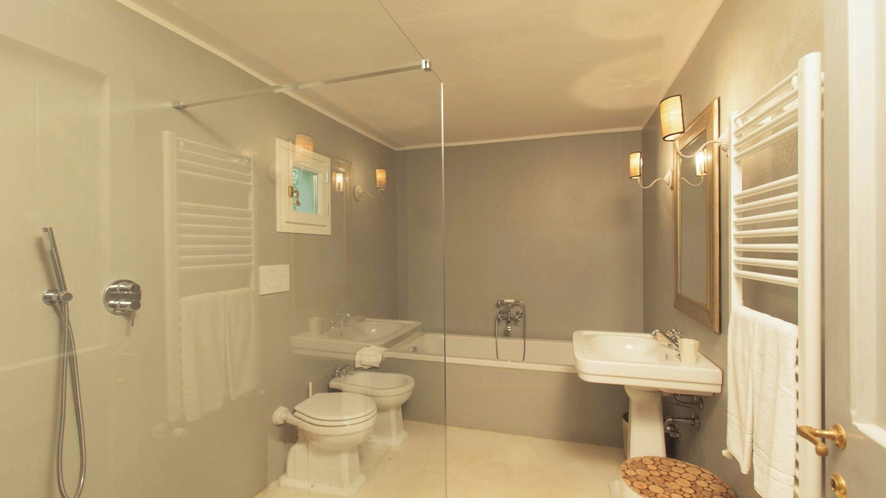Photo of Bathroom in Capalbio