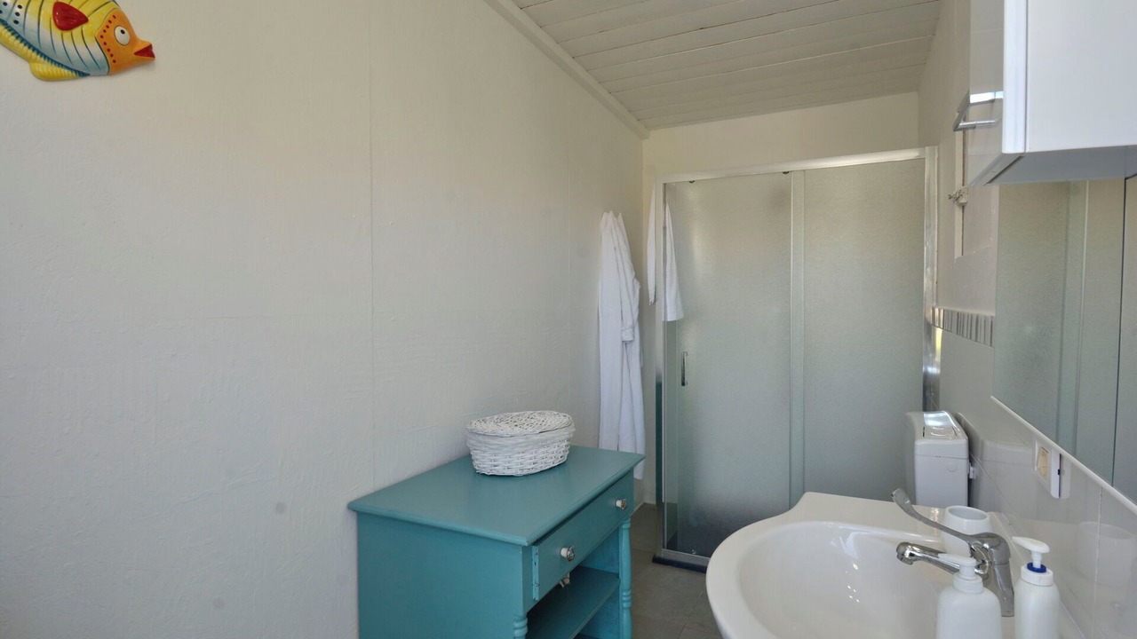 Photo of Bathroom in Brucoli