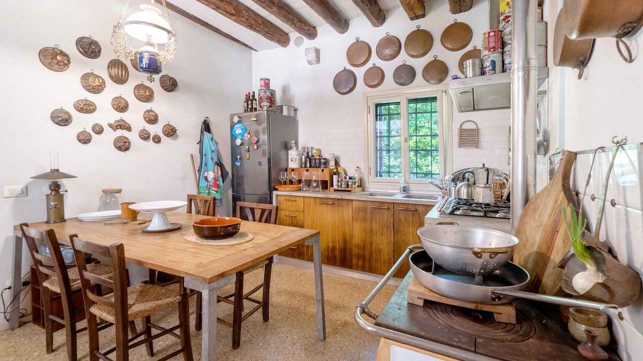 Photo of Kitchen in Sambruson