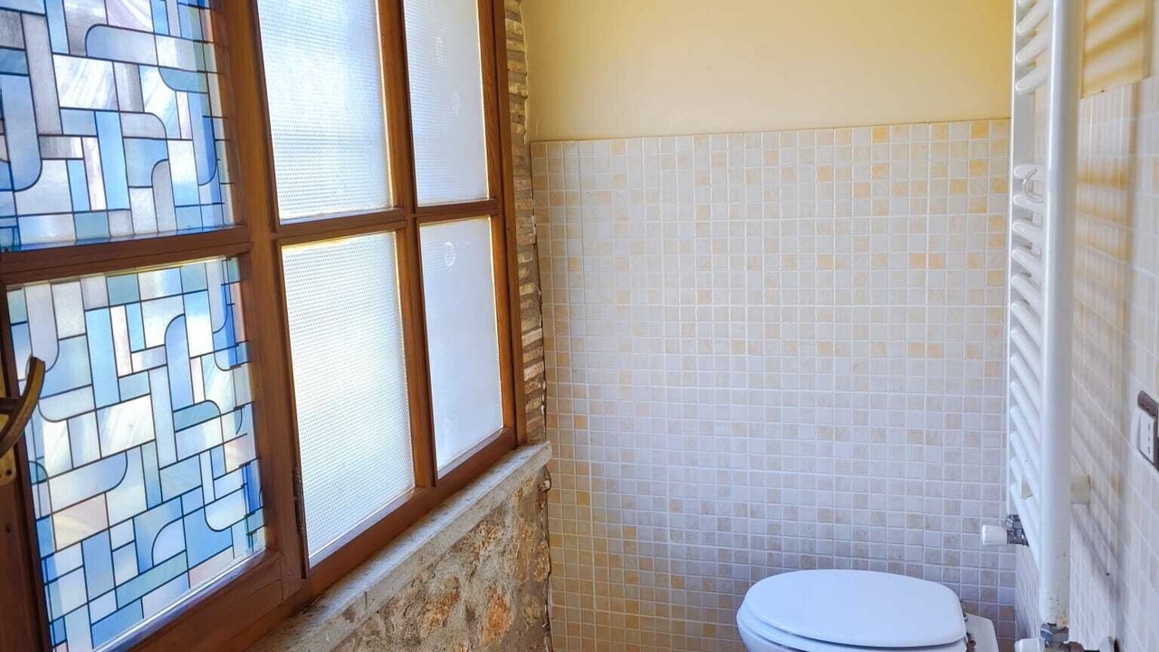 Photo of Bathroom in Avigliano Umbrio