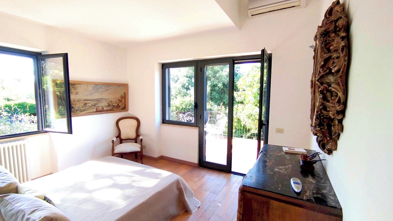 Photo of Bedroom in Zona XLV Castel di Guido