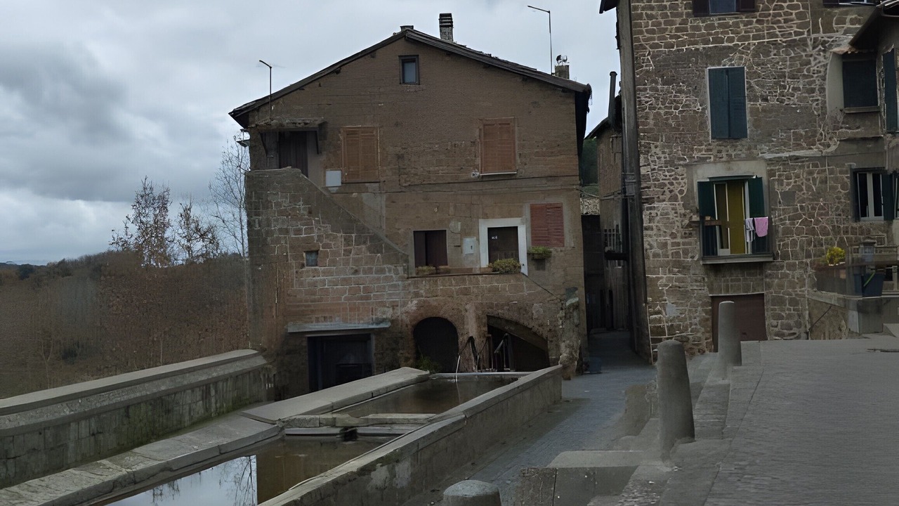 Photo of Others in Sutri