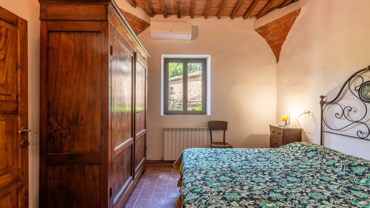 Photo of Bedroom in Murlo