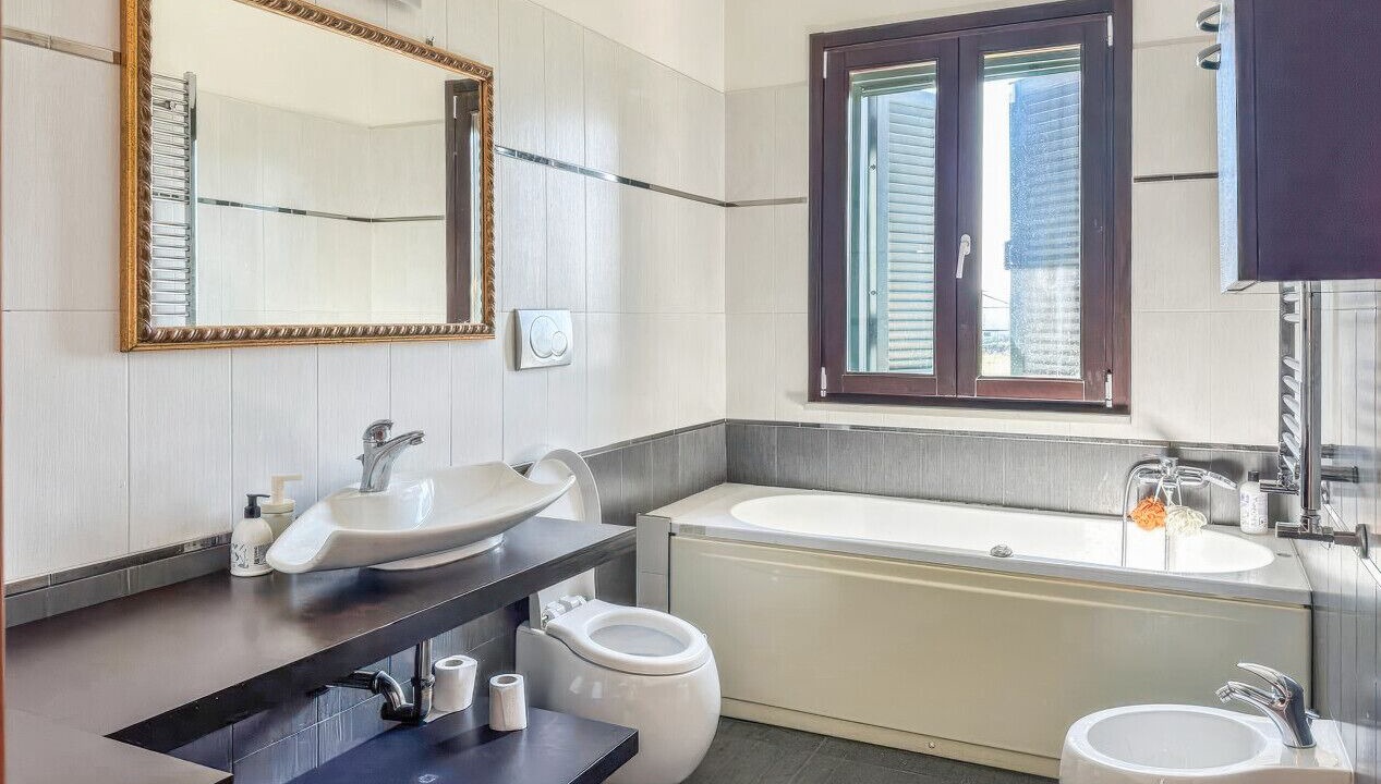 Photo of Bathroom in Zona LVIII Prima Porta