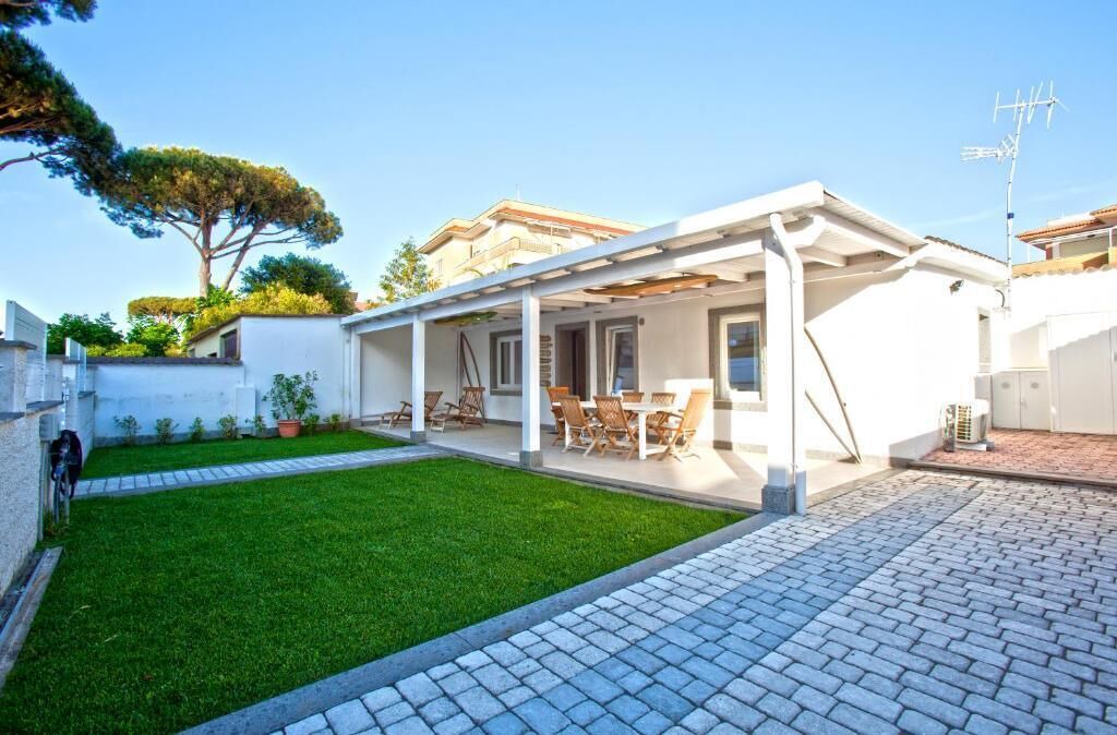 Photo of Patio Balcony in Lavinio Lido di Enea
