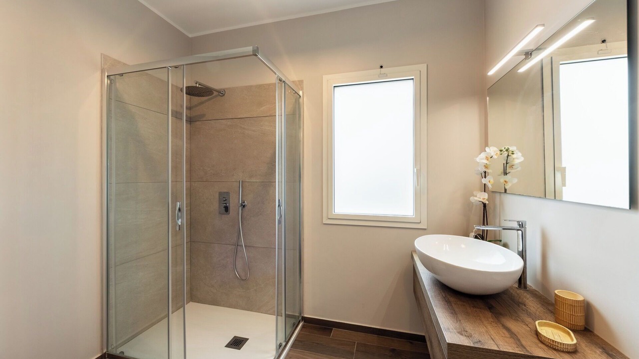Photo of Bathroom in Avola