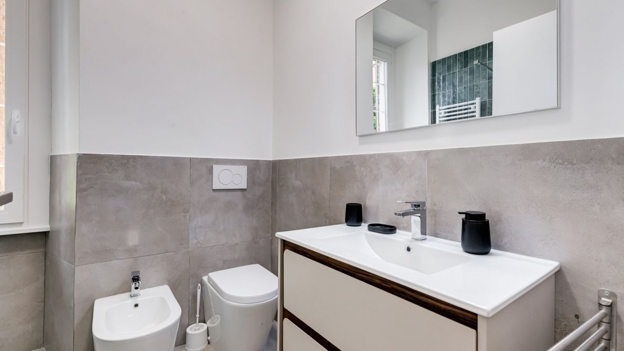 Photo of Bathroom in Aventine