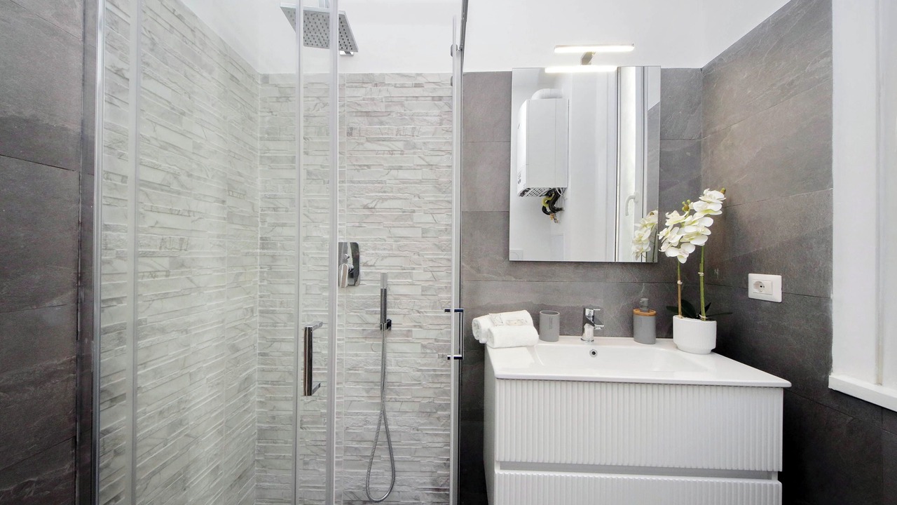 Photo of Bathroom in Aurelio