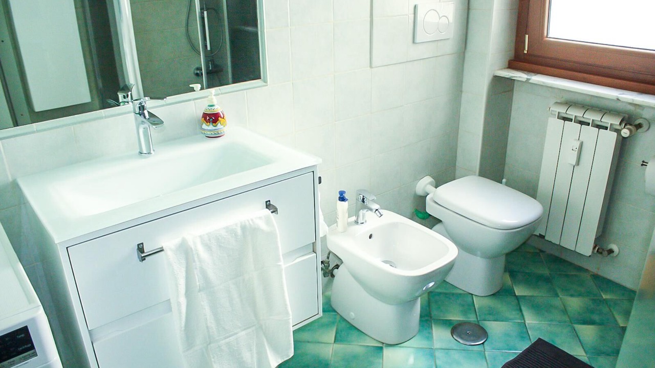 Photo of Bathroom in Quartiere XXXIV Lido di Ostia Levante