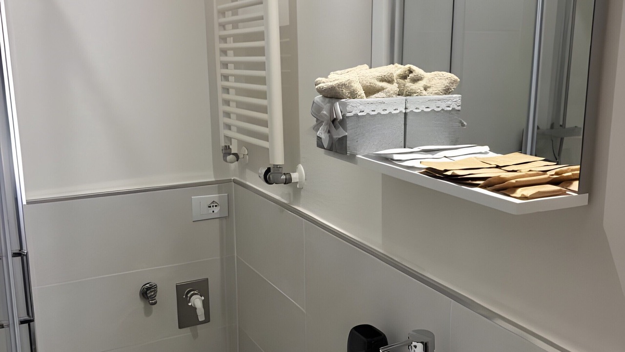 Photo of Bathroom in Sutri