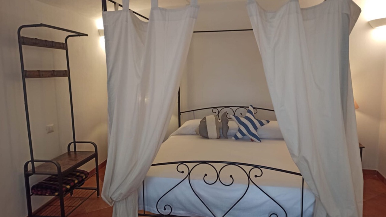 Photo of Bedroom in Ponza