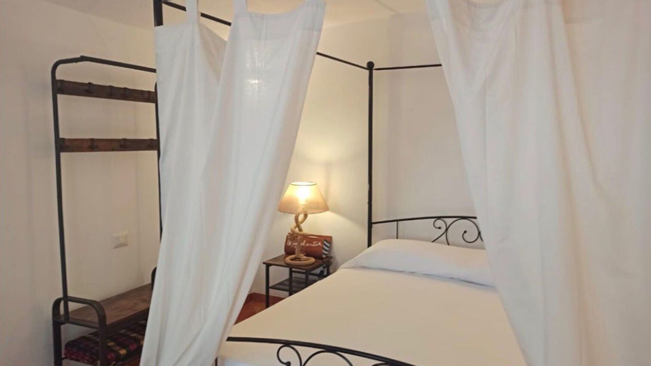 Photo of Bedroom in Ponza