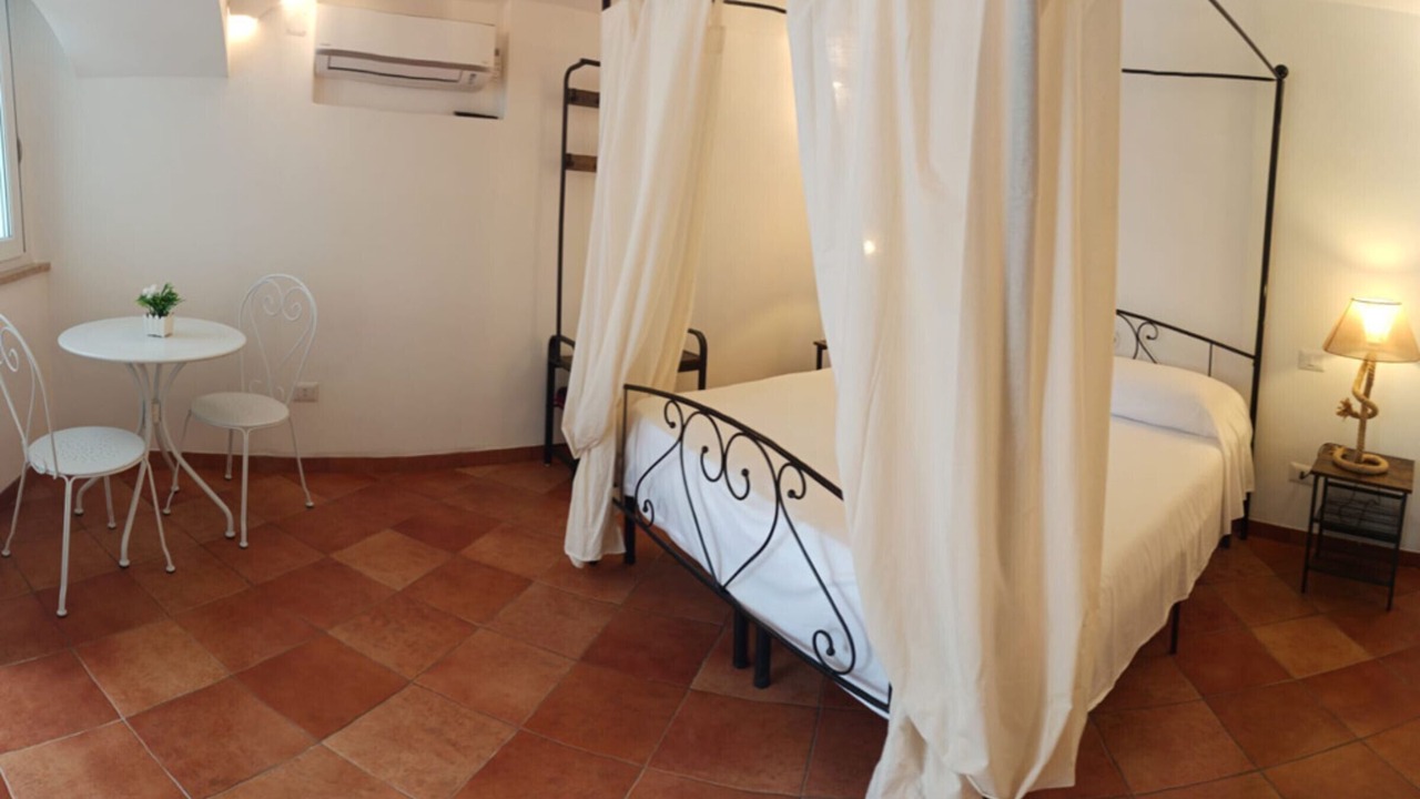 Photo of Bedroom in Ponza