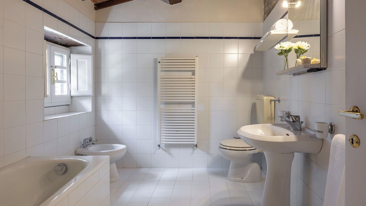 Photo of Bathroom in Sambuca