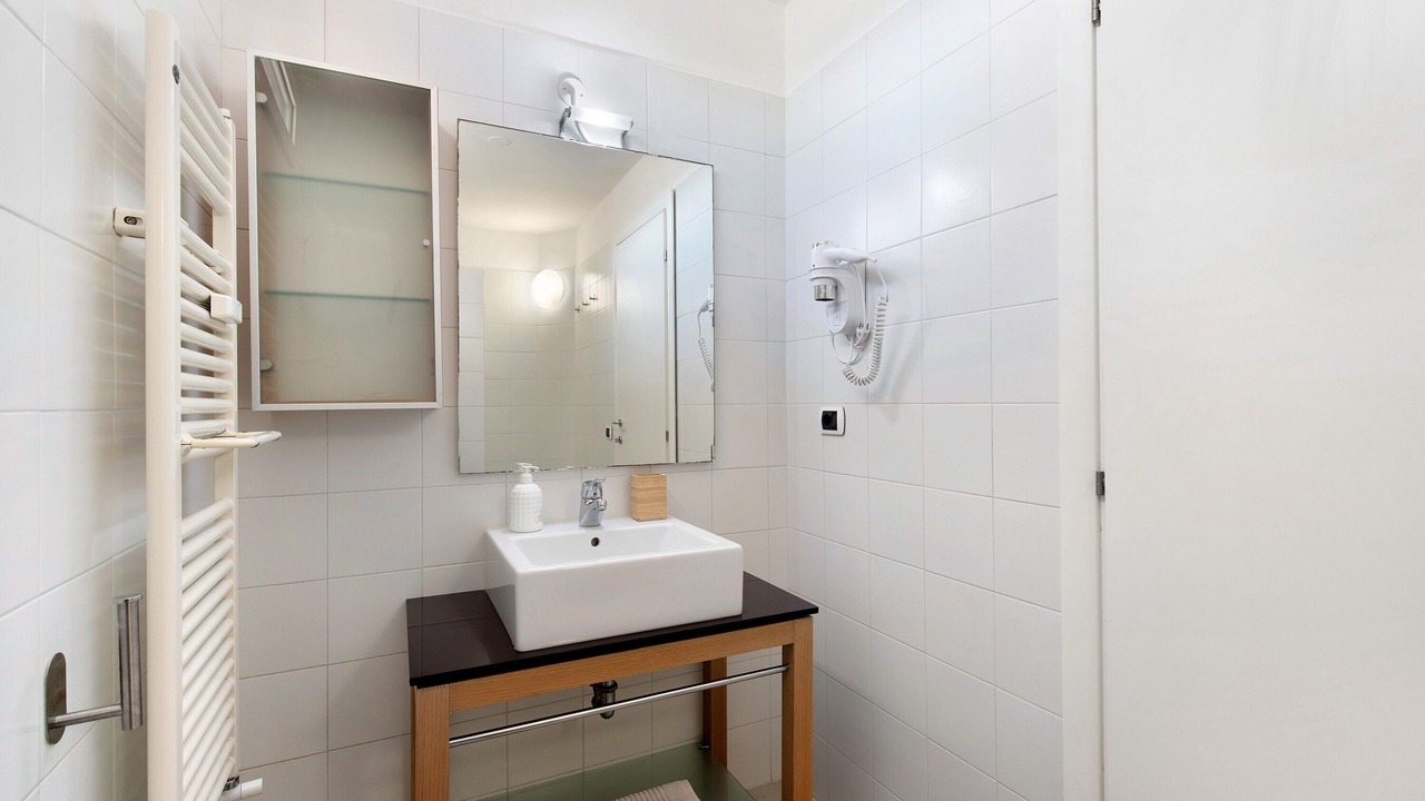 Photo of Bathroom in Quartiere XXXIV Lido di Ostia Levante