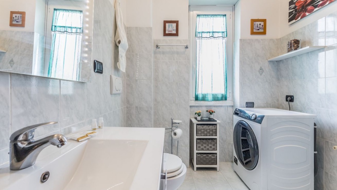 Photo of Bathroom in Zona LIII Tomba di Nerone