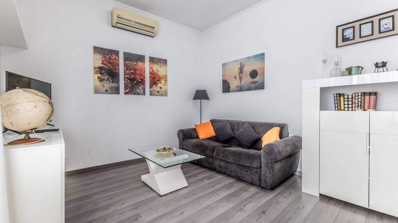 Photo of Livingroom in Zona LIII Tomba di Nerone