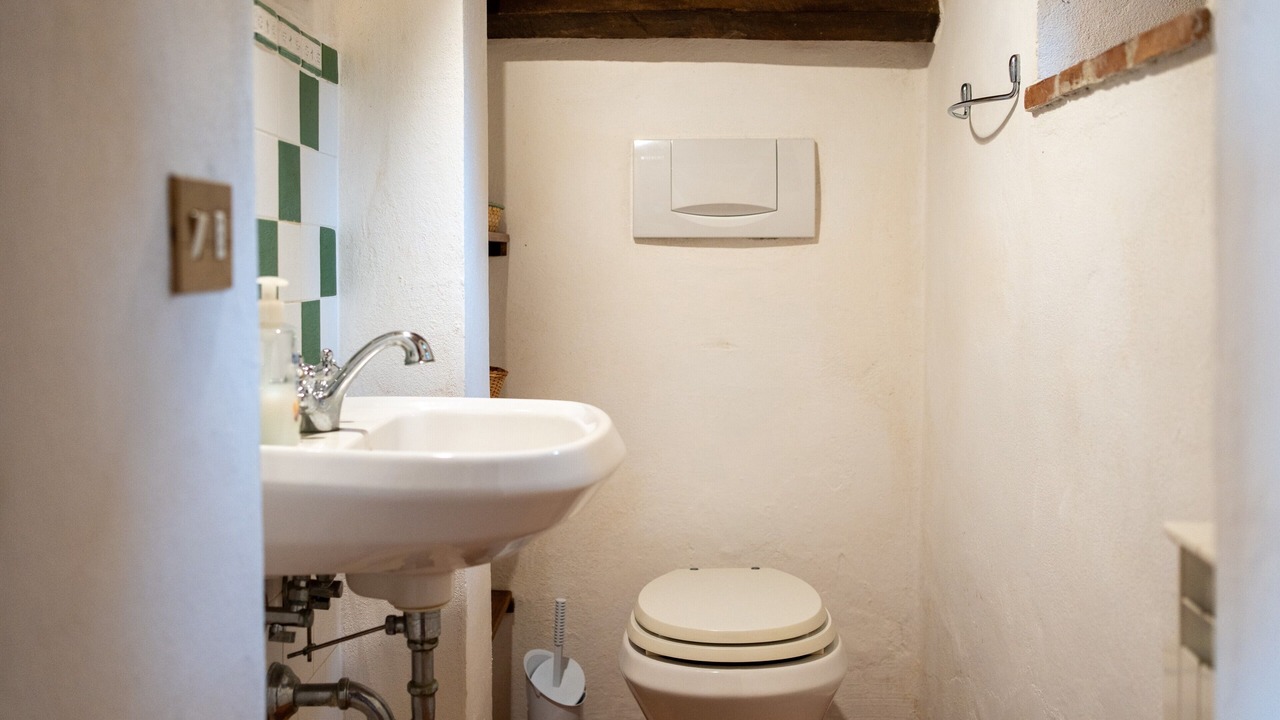Photo of Bathroom in Montefollonico