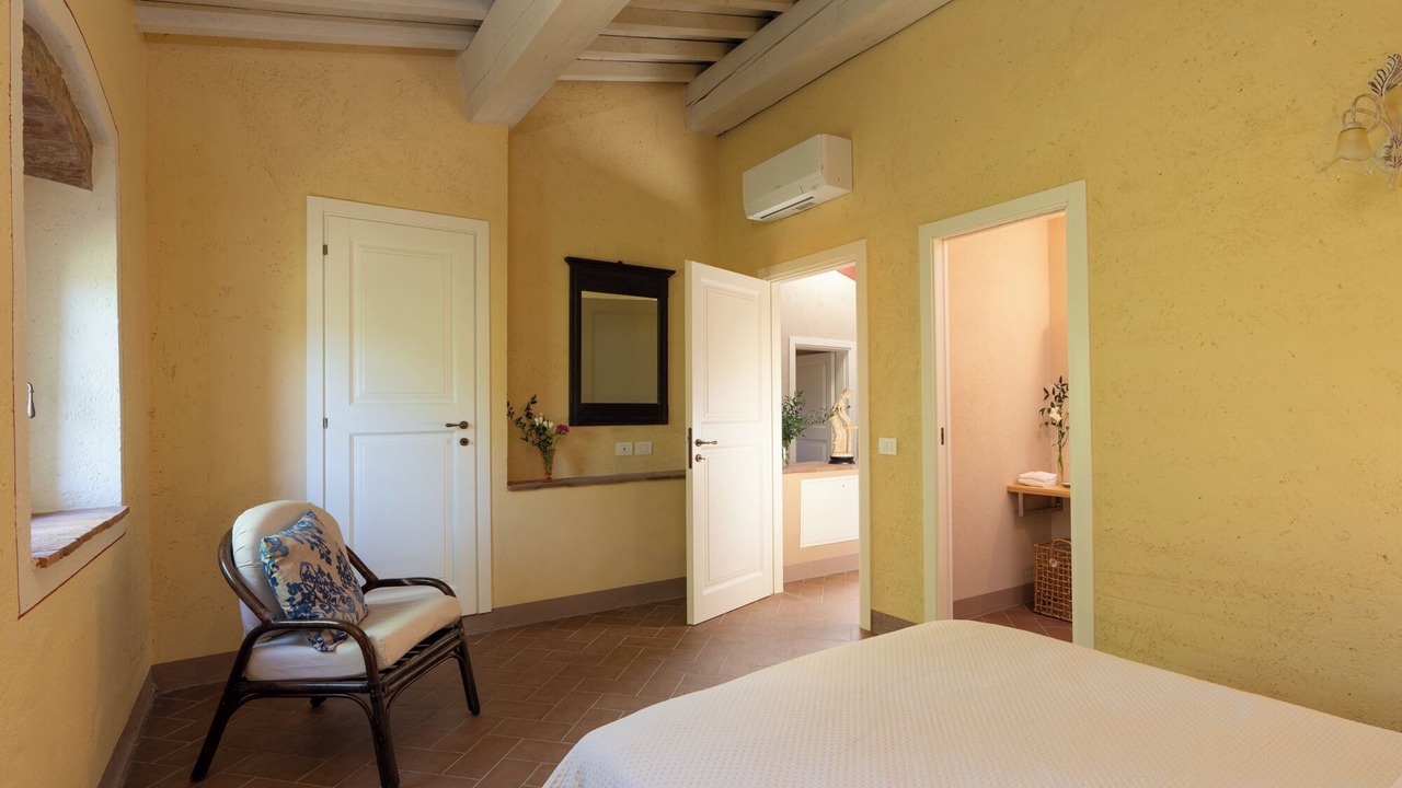 Photo of Bedroom in Collesalvetti