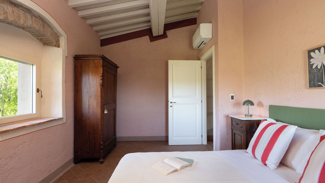 Photo of Bedroom in Collesalvetti