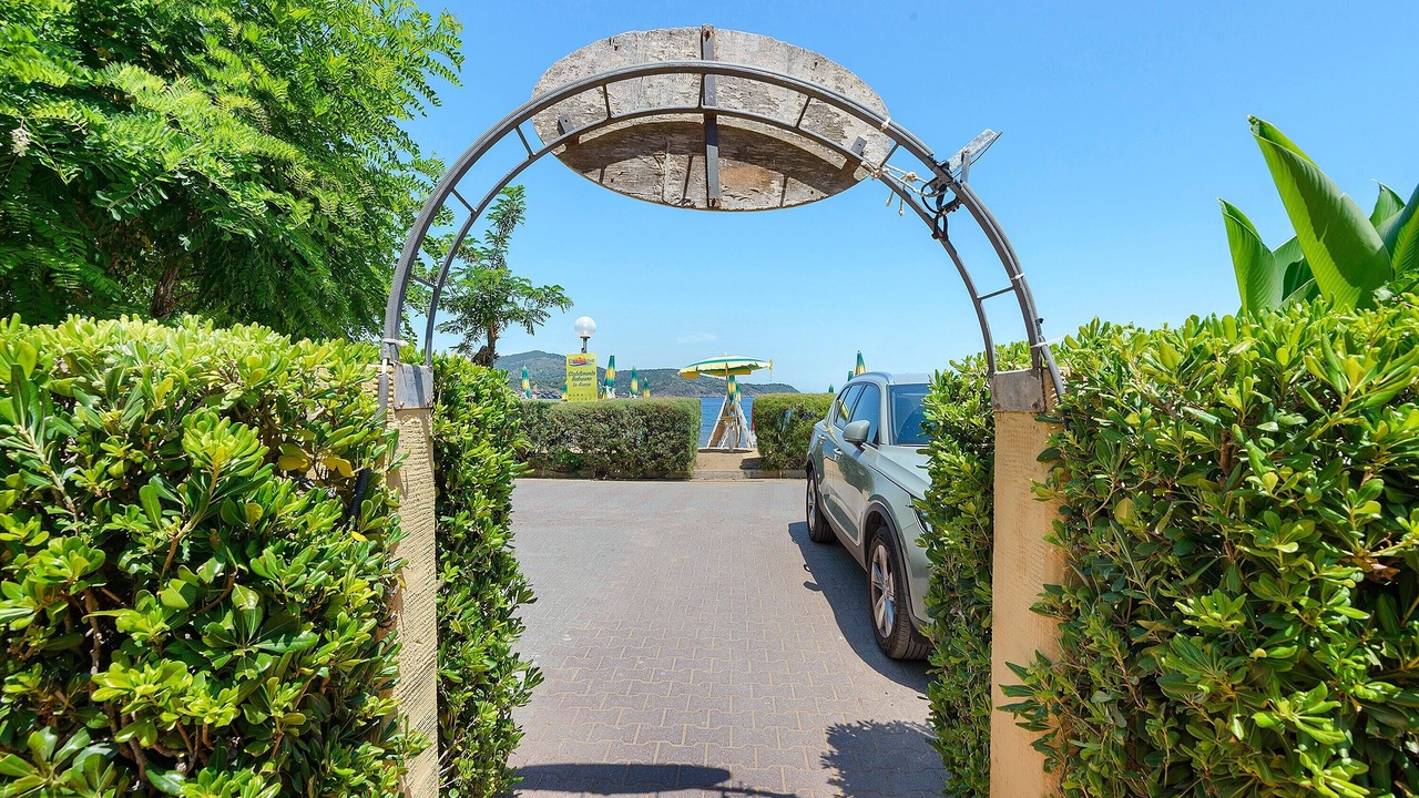 Photo of Outdoor in Naregno