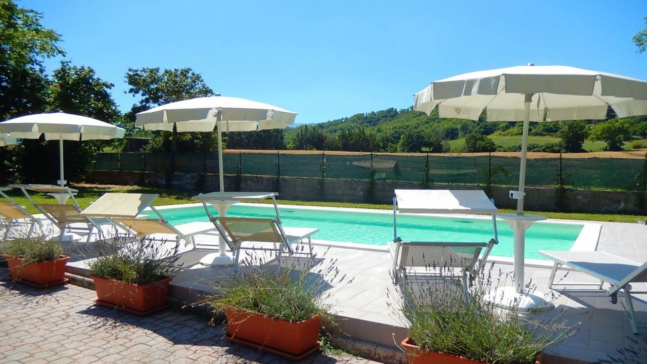 Photo of Outdoor in Smirra