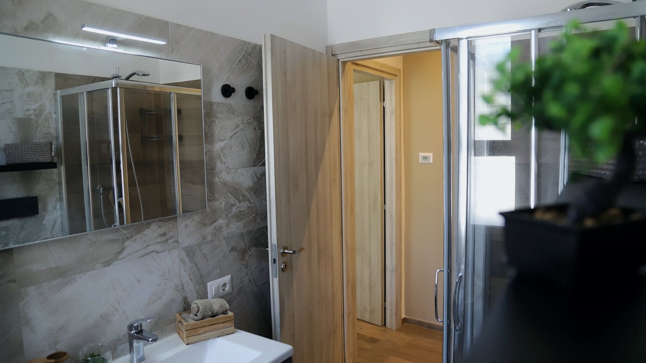Photo of Bathroom in Anzio
