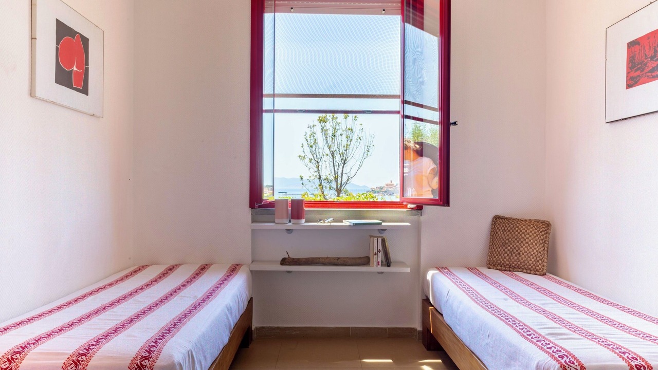 Photo of Bedroom in Talamone
