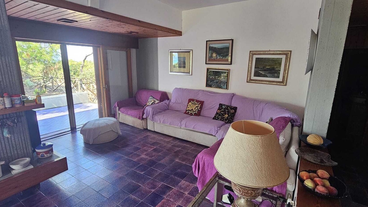Photo of Livingroom in Saline Sadun
