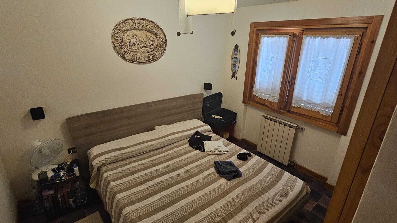 Photo of Bedroom in Saline Sadun