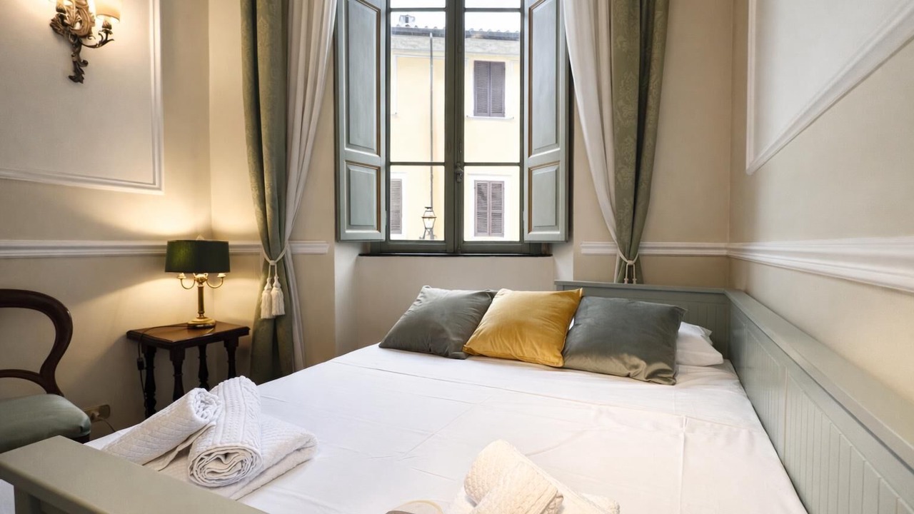 Photo of Bedroom in Rome City Centre