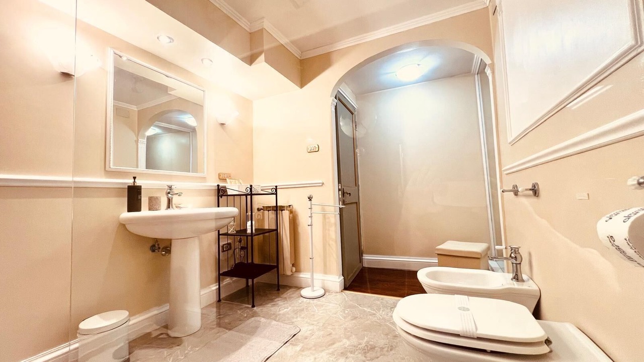 Photo of Bathroom in Rome City Centre