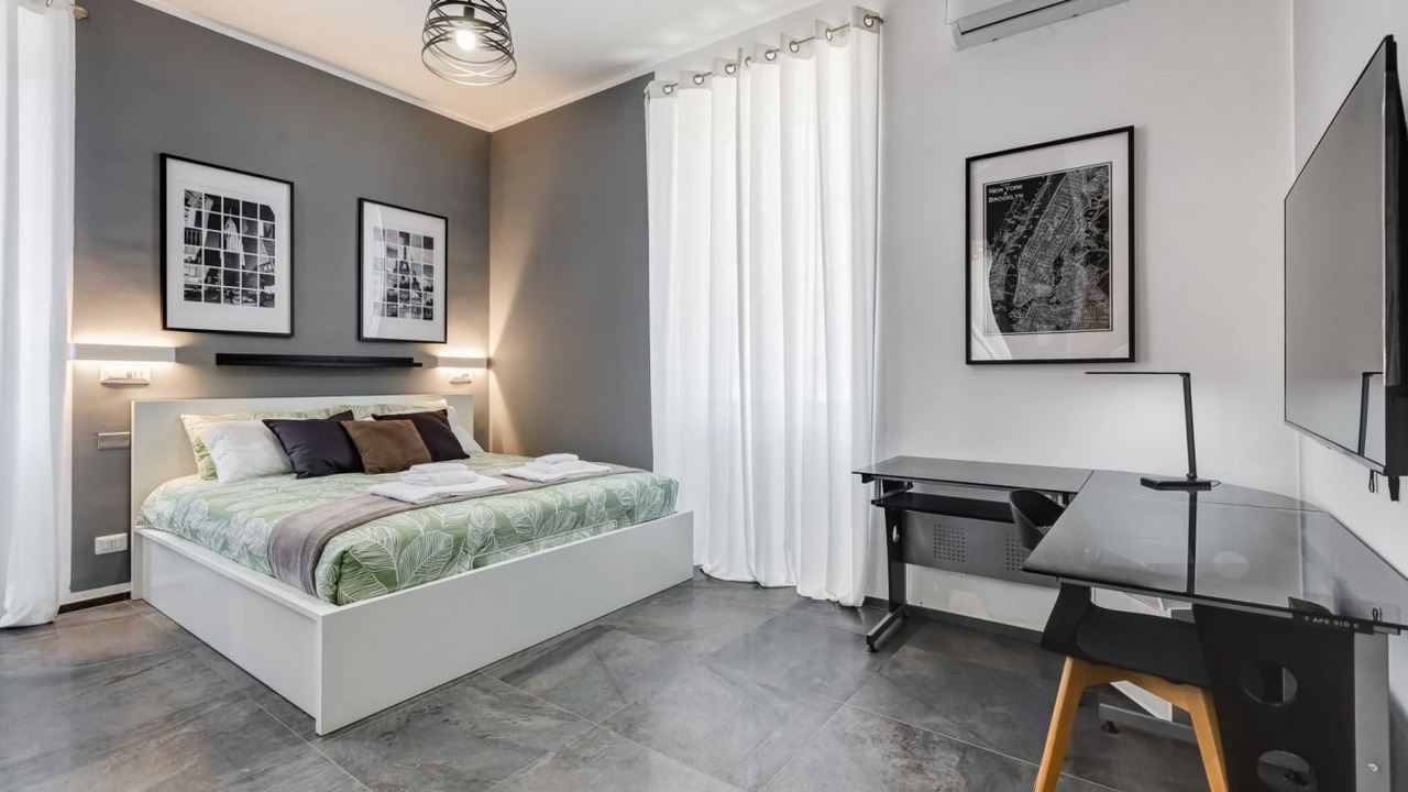 Photo of Bedroom in Rome City Centre