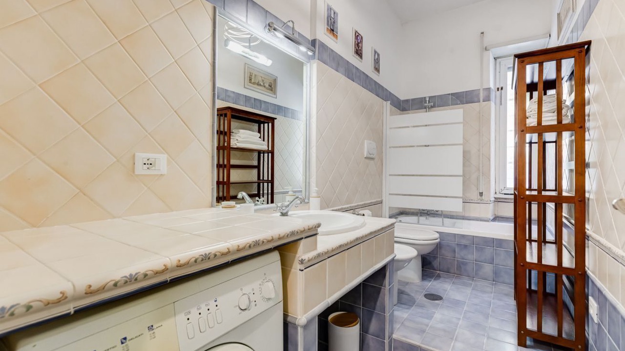 Photo of Bathroom in Tuscolano